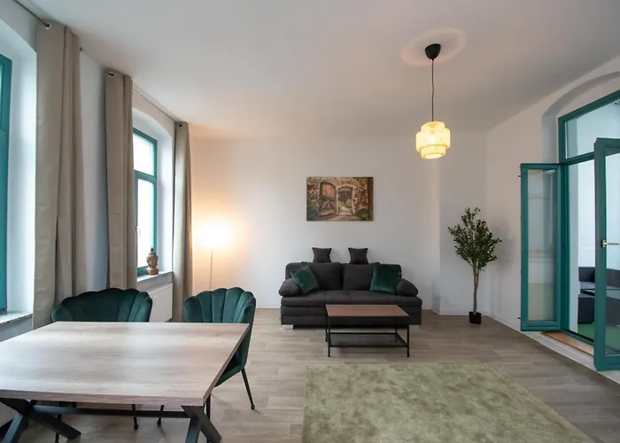 Room&Go: Zentral - Balkon - Arbeitsplatz