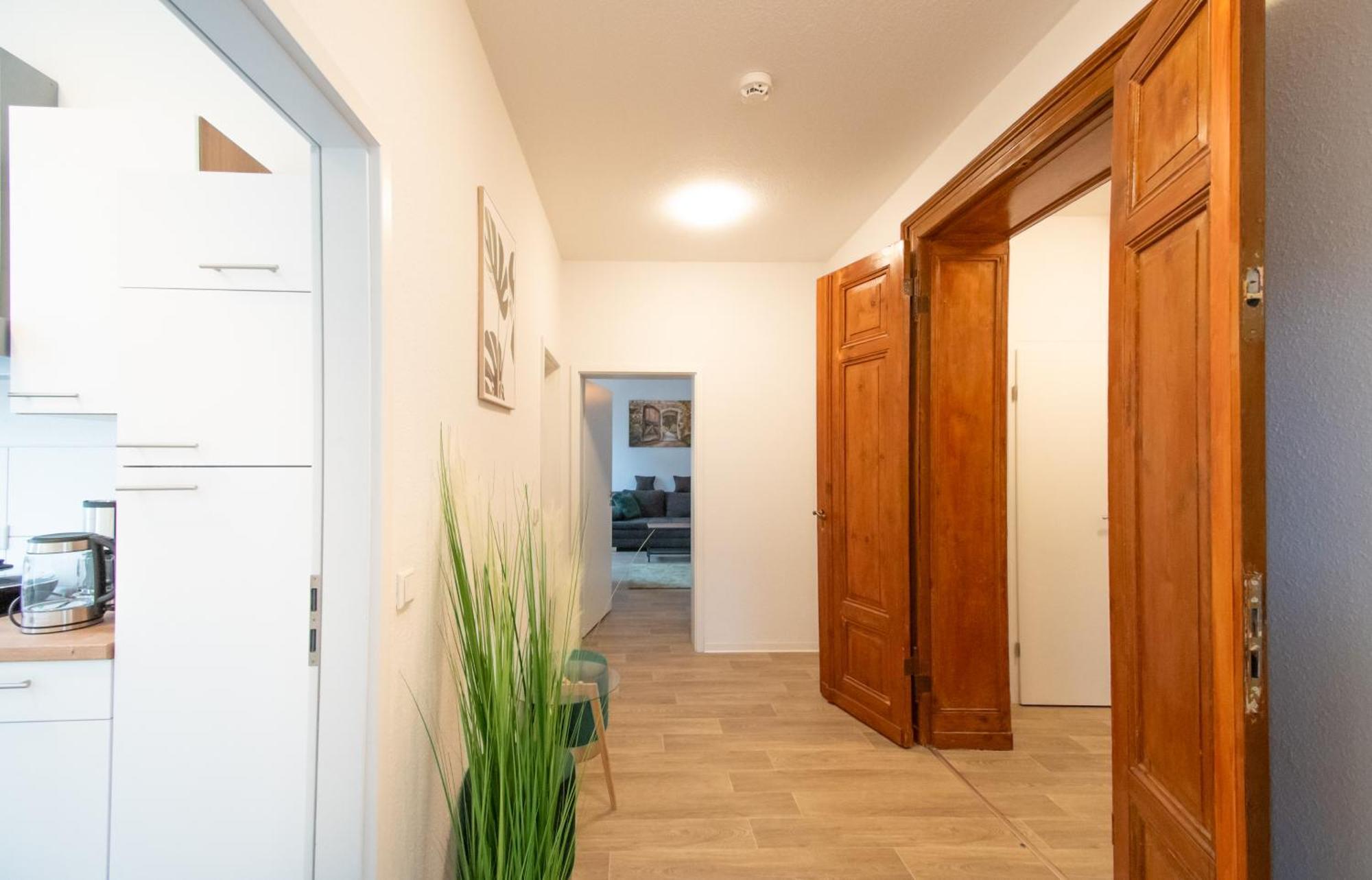 Room&go: Zentral - Balkon - Arbeitsplatz Halle (Saale)
