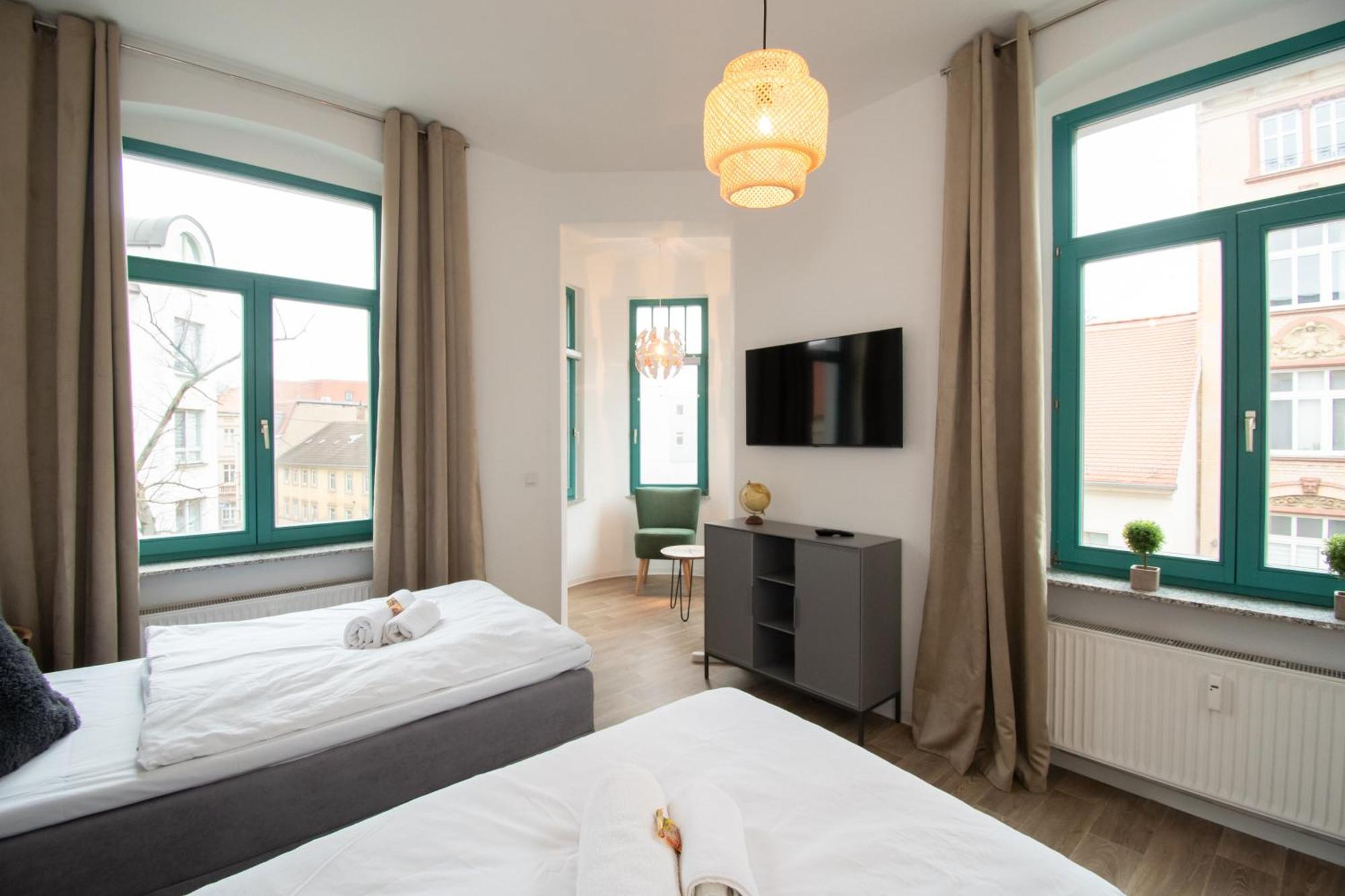 Room&go: Zentral - Balkon - Arbeitsplatz * Halle (Saale)