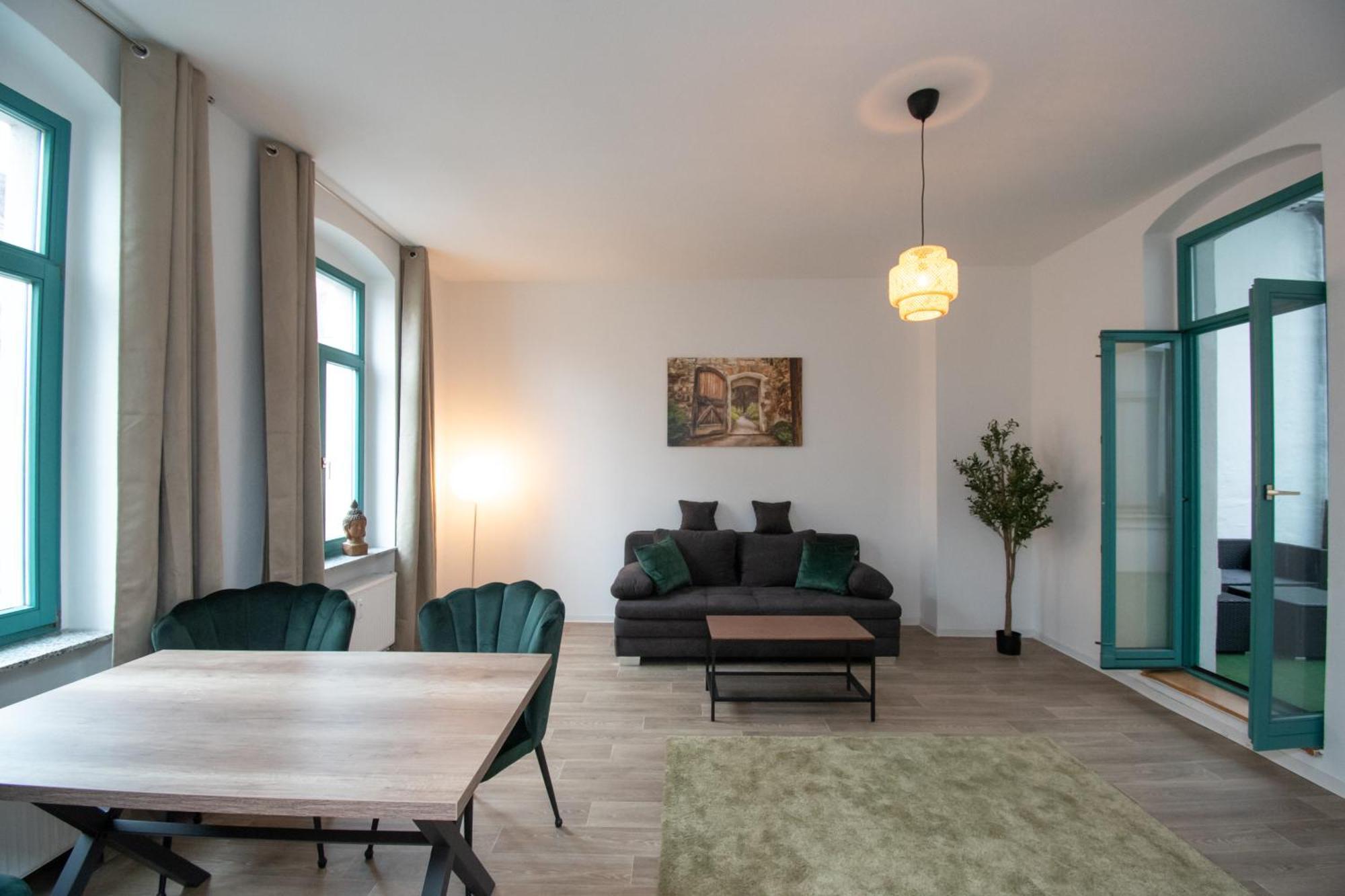Room&go: Zentral - Balkon - Arbeitsplatz Apartment Halle (Saale)